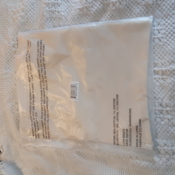 Limited edition bieber/tim Hortons collaboration tote bag Nwt unopened - Picture 3 of 4